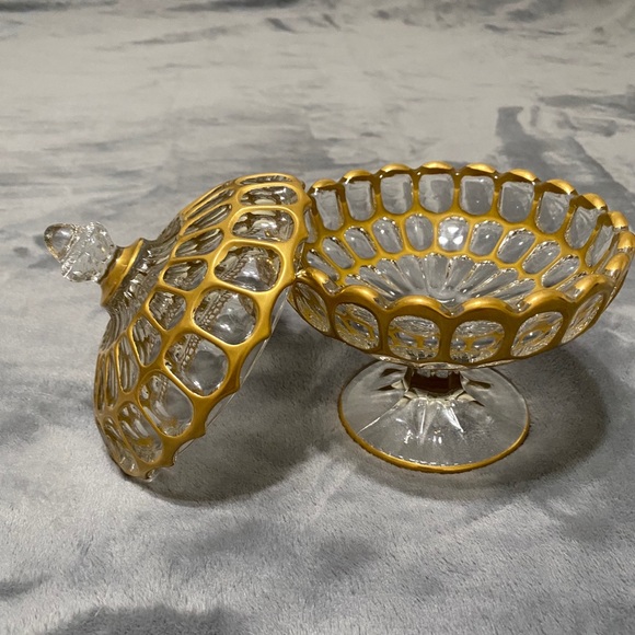 Vintage candy dish - bottom only!!! - Picture 2 of 3